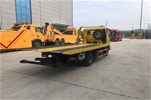 勉县非事故拖车